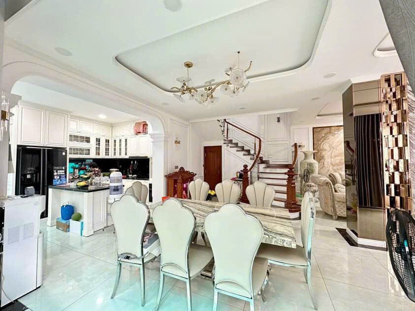 Bán Biệt Thự Song Lập Mỹ Hoàng 212 Phạm Thái Bường Phú Mỹ Hưng